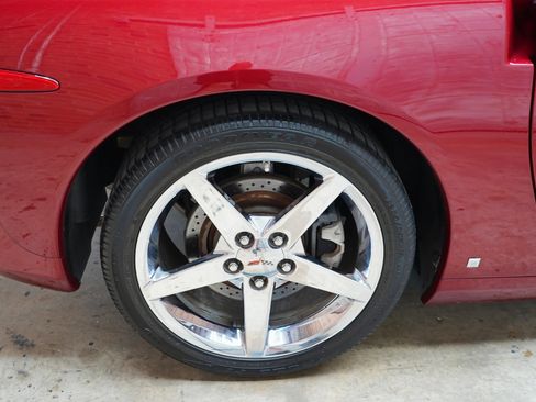 Used 2008 Chevrolet Corvette Coupe w/ Preferred Equipment Group RWD image 60