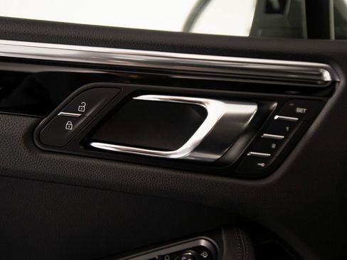 New 2026 Porsche Macan Turbo image 13