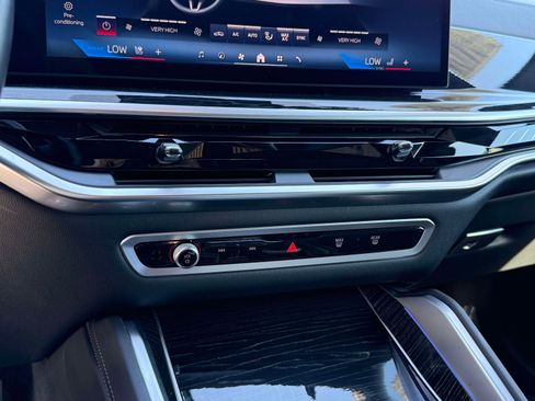 Used 2024 BMW X6 M60i image 48