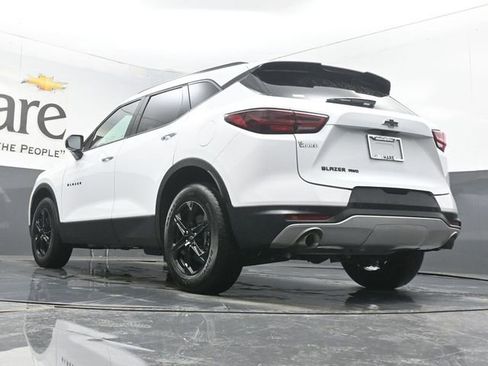 New 2025 Chevrolet Blazer LT w/ Midnight/Sport Edition image 5