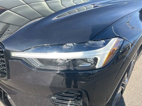 Certified 2025 Volvo XC60 B5 Plus image 8