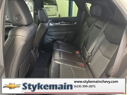 Used 2024 Cadillac XT5 Premium Luxury image 35