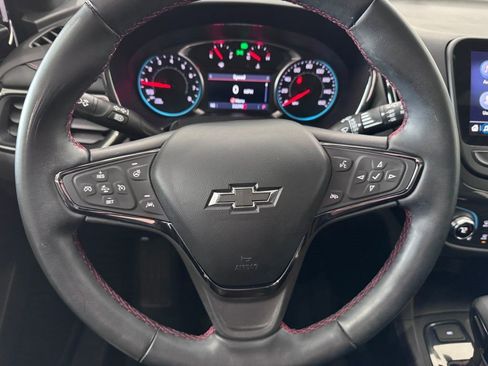 Certified 2023 Chevrolet Equinox RS AWD/4WD image 9