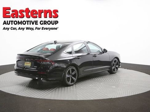 Used 2024 Honda Accord Sport image 40