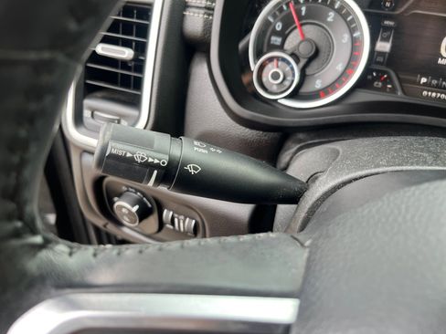 Used 2022 RAM 2500 Laramie w/ Night Edition image 12