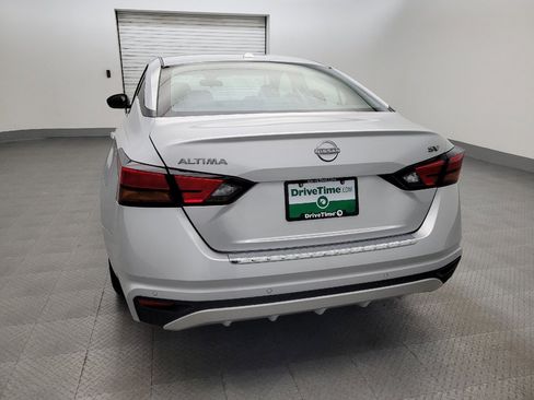 Used 2023 Nissan Altima 2.5 SV FWD image 6