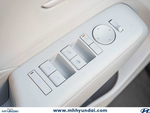 New 2026 Hyundai Kona SEL Sport FWD image 24