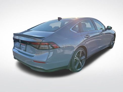 Used 2025 Honda Accord Sport image 5