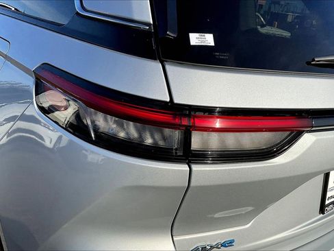 Used 2024 Jeep Grand Cherokee Limited 4xe image 29