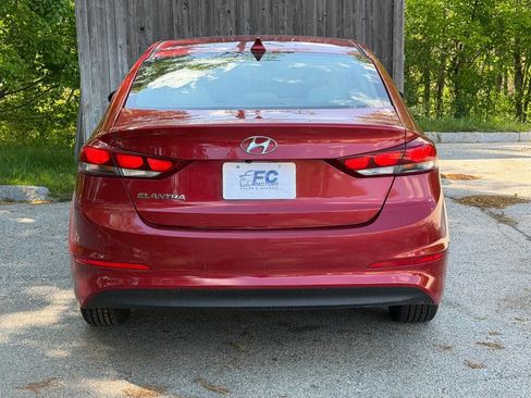 Used 2017 Hyundai Elantra SE FWD image 5