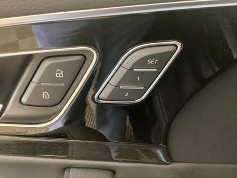 Used 2019 Audi Q7 3.0T Premium Plus w/ Premium Plus Package image 17