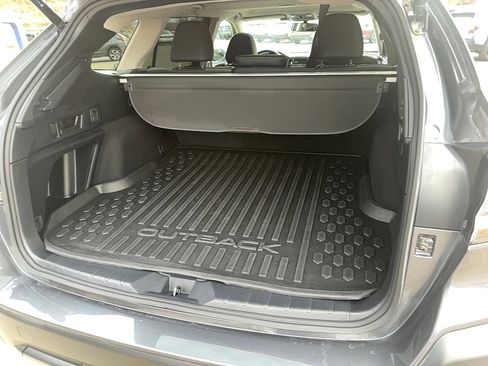 Used 2023 Subaru Outback Onyx Edition image 18