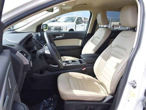 Certified 2023 Ford Edge SEL w/ Convenience Package AWD/4WD image 7