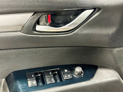Used 2018 MAZDA CX-5 Sport image 15