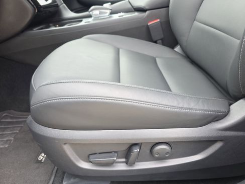 Certified 2025 INFINITI QX50 Pure image 28