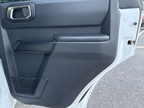 Used 2025 Ford Bronco Big Bend image 17