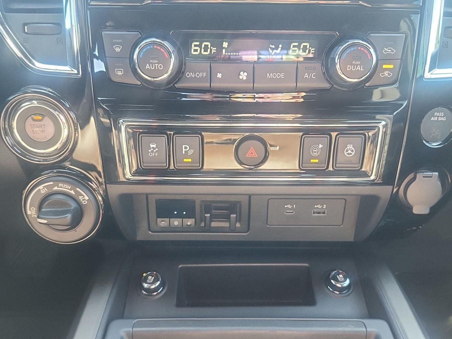 Used 2021 Nissan Titan Platinum Reserve w/ Moonroof Package AWD/4WD image 23