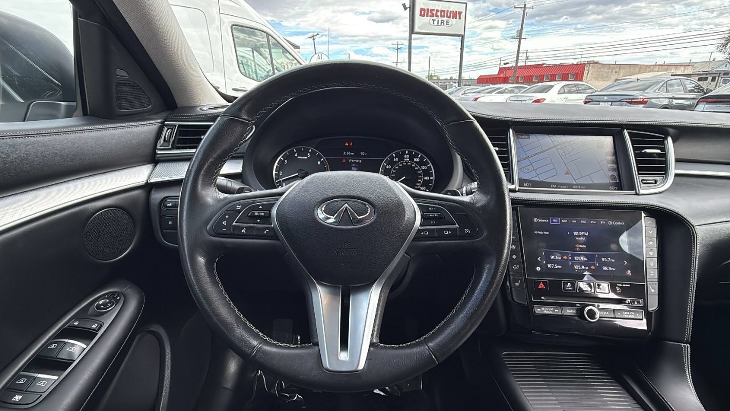 Used 2019 INFINITI QX50 Luxe w/ Navigation Package AWD/4WD image 20