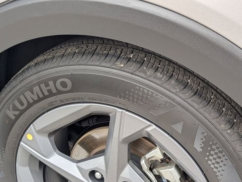 Used 2025 Kia K4 LXS image 27