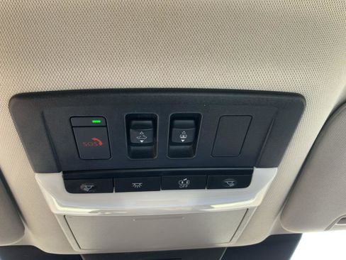 Used 2023 Nissan Pathfinder Platinum image 51