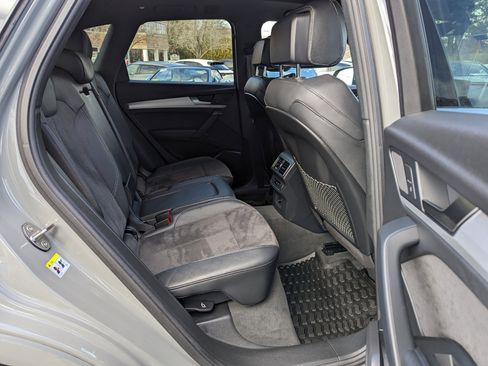 Used 2019 Audi SQ5 Premium image 33