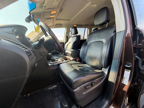 Used 2017 INFINITI QX80 4WD w/ Driver Assistance Package image 25