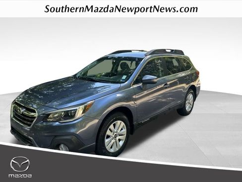 Used 2018 Subaru Outback 2.5i Premium AWD/4WD image 1