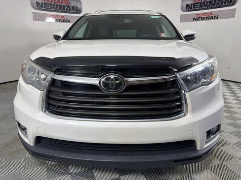 Used 2016 Toyota Highlander Limited w/ Driver Technology Package AWD/4WD image 10