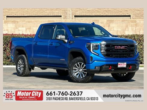 Used 2023 GMC Sierra 1500 AT4 w/ AT4 Premium Package image 1