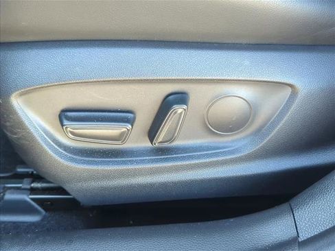 Certified 2023 Toyota Corolla XLE image 9