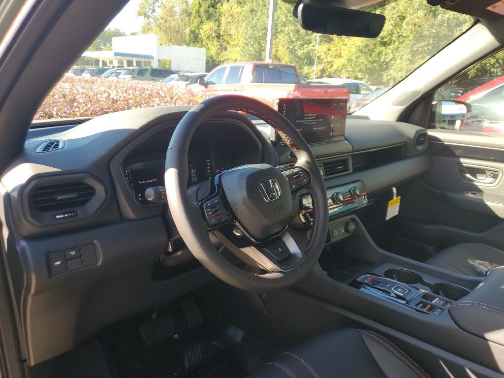 New 2026 Honda Pilot TrailSport image 16