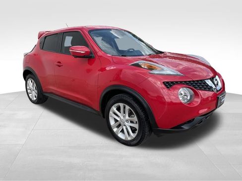 Used 2016 Nissan Juke SV w/ Technology Package FWD image 3