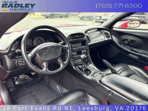 Used 2004 Chevrolet Corvette Convertible w/ Preferred Equipment Group RWD image 15