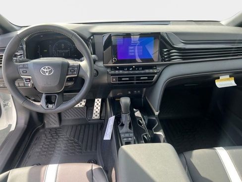 New 2026 Toyota Camry SE image 12