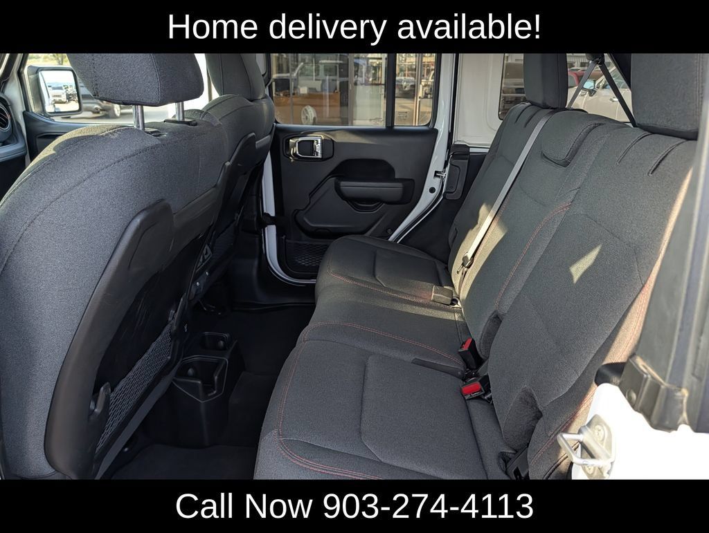 Used 2026 Jeep Wrangler Unlimited Rubicon AWD/4WD image 25