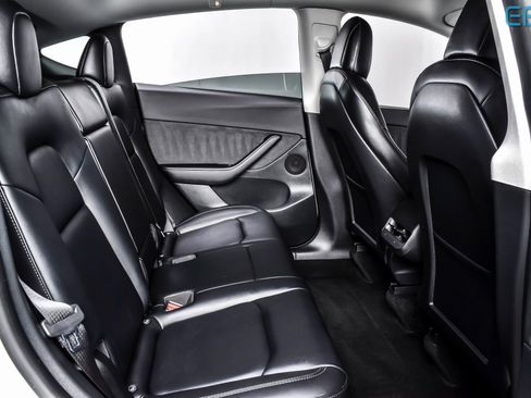 Used 2022 Tesla Model Y Performance image 20