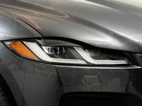 New 2026 Jaguar F-PACE R-Dynamic S image 13