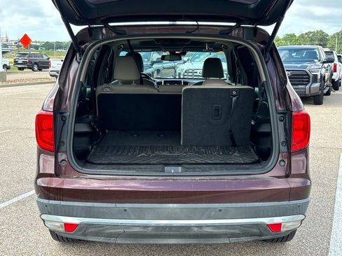 Used 2017 Honda Pilot Touring image 6