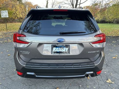 Certified 2023 Subaru Forester Premium image 26