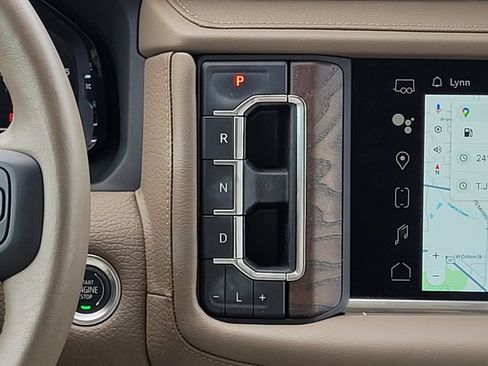 Used 2022 GMC Yukon Denali RWD image 18