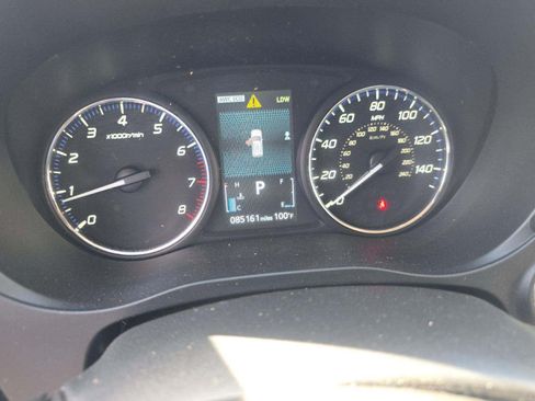Used 2020 Mitsubishi Outlander SE AWD/4WD image 6