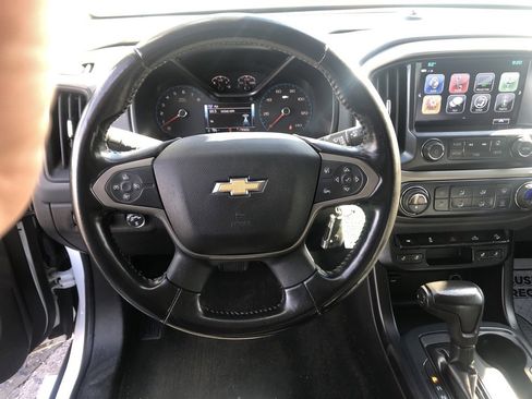 Used 2017 Chevrolet Colorado Z71 image 7