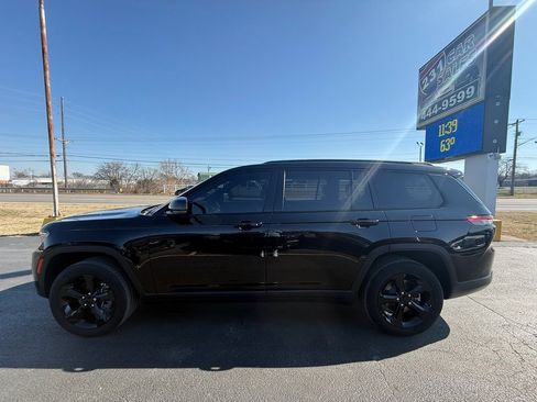 Used 2024 Jeep Grand Cherokee L Altitude image 6