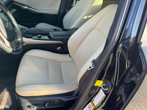 Used 2014 Lexus IS 250 image 10