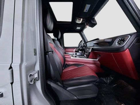 Used 2024 Mercedes-Benz G 63 AMG 4MATIC image 31