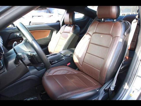 Used 2016 Ford Mustang GT image 15