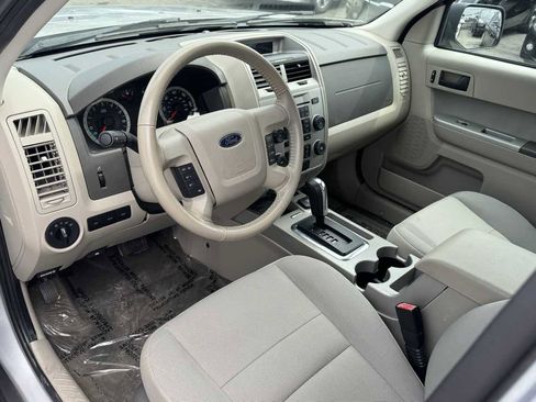 Used 2011 Ford Escape 2WD Hybrid image 8