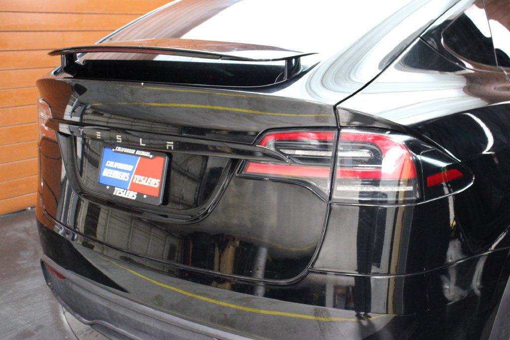 Used 2023 Tesla Model X AWD/4WD image 3