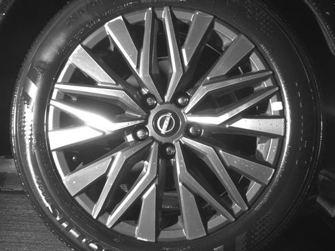 Used 2025 Nissan Altima 2.5 SV image 15