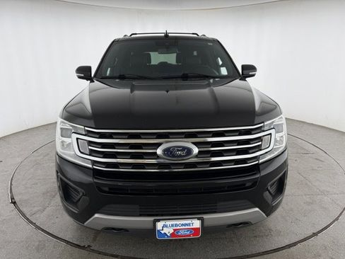 Used 2020 Ford Expedition Max XLT w/ Equipment Group 202A AWD/4WD image 2